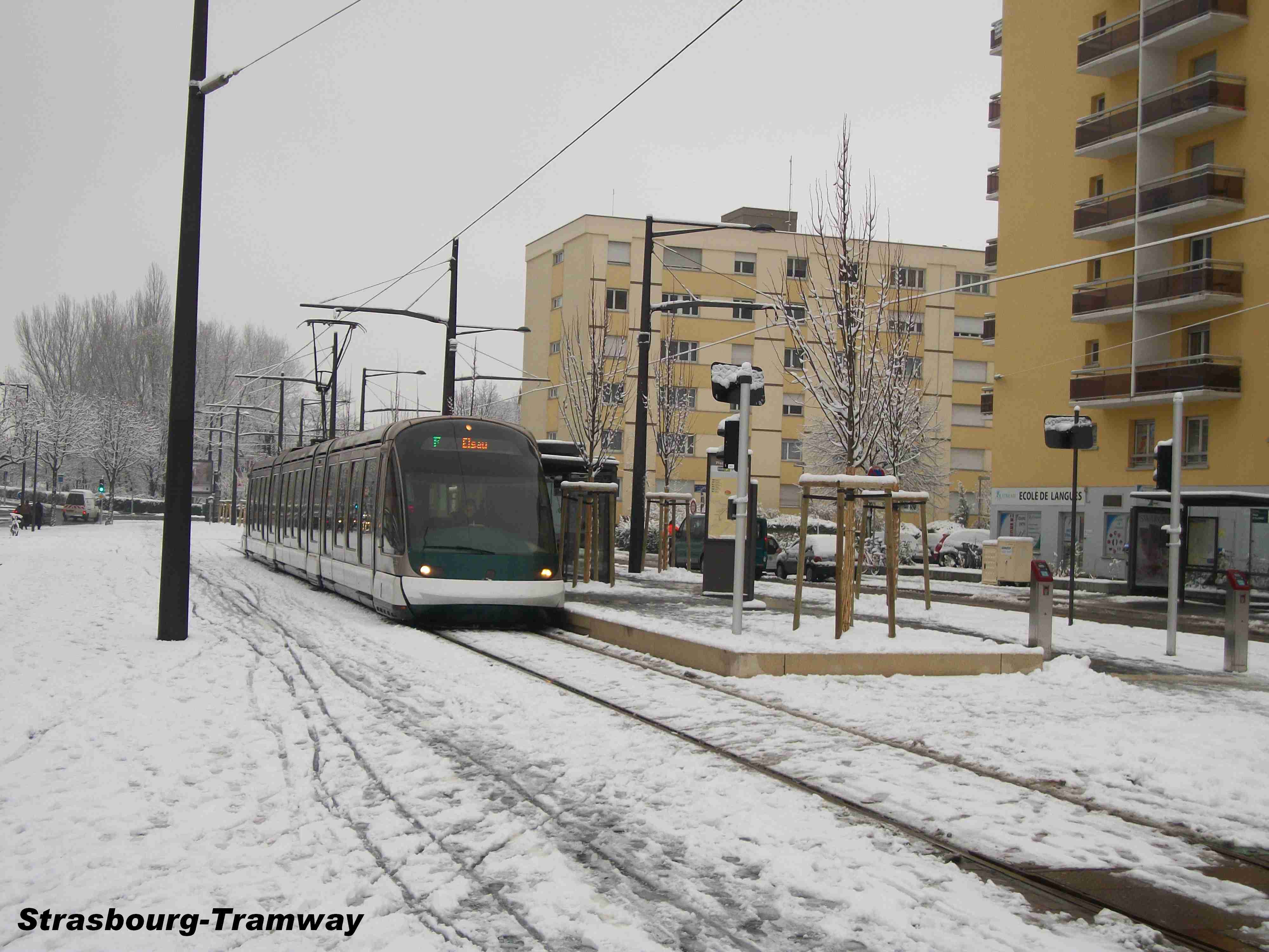 La rame 1009 prte au dpart.